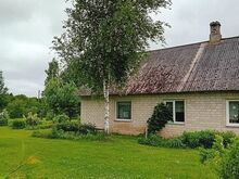 Maja Saadjärve lähedal, 20 km Tartust