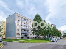 Valgusküllane uuendatud korter rõruga
