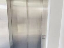 Lift! Madalat kõrvalkuulud.