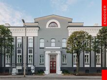Parkimiskoht hinnas! KÕRGETE LAGEDEGA ELEGANTNE LINNAKODU!