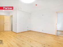 Müüa suurepärase asukohaga kahetoaline korter südalinnas