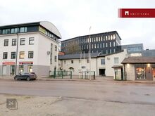Oma väliuks, 4 tasuta parkimiskohta. Fikseeri kommunaalid!