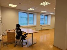 Büroopind kohe saadaval! Veeühendusega ruum!
