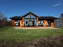 Müüa valmimisjärgus suur pereelamu Rakveres!