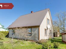 Maja järve lähedal, saun, viljapuuaed, aastaringne kasutus.