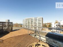 Merevaatega katuseterrass, parkmine garaažis