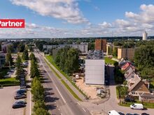 Hinnatud Ees-Annelinna piirkonnas on müügil 2-toaline korter 5-korruselise korterelamu II korrusel