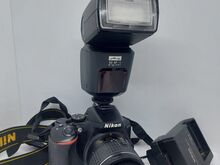 Nikon D5600+objektiiv/välk/laadija