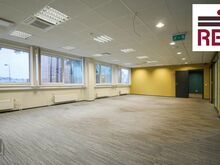 Kabinettidega büroopind!