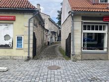 Üürile anda äripinnad Holostovi kompleksis!!!