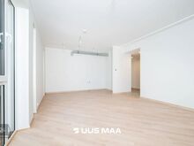 EKSKLUSIIVNE BUTIIKMAJA MUSTAMÄE ROHEALAL