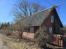 Järvega piirnev kinnistu