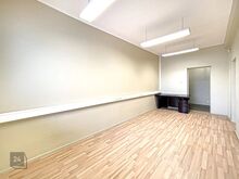 Heas korras bürooruum! Tasuta parkimine! Köök