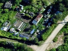 Müüa suvila krunt Ahtmes, Kohtla-Järve — 753 m²Vaikne ja roheline koht linnakärast puhkamisek