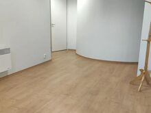 Üürile anda 23.4m2 suurune büroo, Laki 14A-1