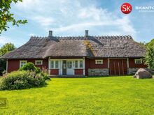 Mereäärne paradiis Saaremaal! Rookatusega maja kõrvalhoonetega!