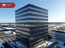 SUUR ÄRIHOONE VANA NARVA MAANTEE ÄÄRES!