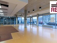 Soodushinnaga esimese korruse äripind Hipodroomi ristmikul