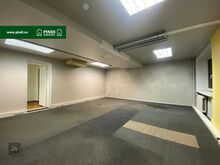 Avar büroopind Kesklinna piiril