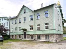 BUSSIJAAMA LÄHEDAL, PARKIMINE, HEA PLANEERING