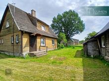 Müügil on kaasomandis oleva maja alumine korrus