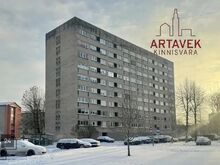 Müüa Kohtla-Järve linnas, päikesepoolne 2-toaline korter rõduga