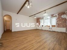 Äripind ajaloolises kivimajas Tartu kesklinnas