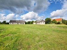 1,5ha hoonestatud tootmismaa Pöide kiriku kõrval
