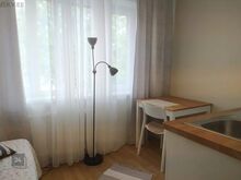 Madalad kommunaalid (ca 50 eur suvel ja 80-90 eur talvel), maja on soojustatud, oma gaasikatlamaja