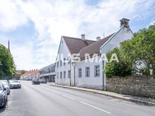Üürile anda 2-toaline, saunaga korter Kuressaare kesklinnas!
