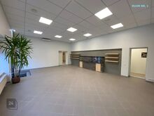 Anname ruumid üürile üldpinnaga 258,6 m2 või osadena 78,8 m2 ja 179,8 m2