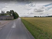 Hüüru - Alliku - Saue mnt äärne elamutevaheline avar maa