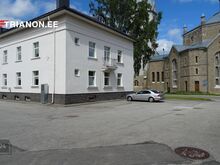 Üürile anda äripind Narvas, 18 m2, 1/2 korrus, suurepärases seisukorras