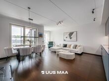 KORTERI HINNAS PANIPAIK JA PARKIMISKOHT!



Korter on suurusega 76,2 m², millele lisandub 6,2 m² k