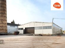 Anda üürile kaks korralikku laohoonet
