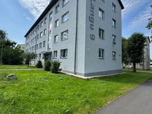 Müüki on tulnud valgusküllane ja hästi hoitud 2-toaline korter, mis asub 4-korruselise maja 4