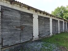 Laoruum garaažide hoones