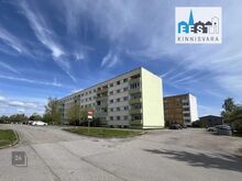 Renoveerimist vajav, rõduga korter Pärnus