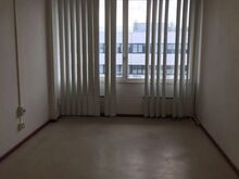 Üürile anda väike, 17 m2 büroo Haabneeme keskuses asuvas hoones