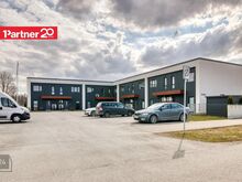 Üürile anda heas seisukorras ja värskenduskuuri läbinud 4-toaline ridaelamuboks, mis sobib häst