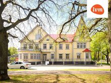 Eksklusiivne katusekorter renoveeritud ajaloolises villas.