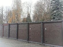 28 m2 konteineradu, tõstuksega suletud territooriumil.