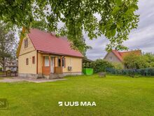 Hea asukoht, järv lähedal, avar kinnistu!