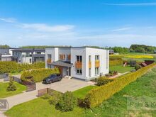 Privaatne 4 magamistoaga maja 866 m² suurusel kinnistul