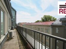 Renoveeritud büroo südalinnas, rõdu!