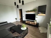 Väga maitsekalt renoveeritud hea asukohaga 2-toaline korter!



KORTER

Täielikult renoveeritud 5
