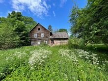 Väärikas taluhoone, eraldatud asukohas!
