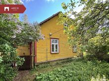 SUUR HOONESTATUD KINNISTU PUHJA LÄHEDAL