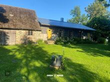Looduse keskel paiknev vana talukoht!