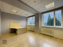 Heas korras bürooruum! Tasuta parkimine! Köök